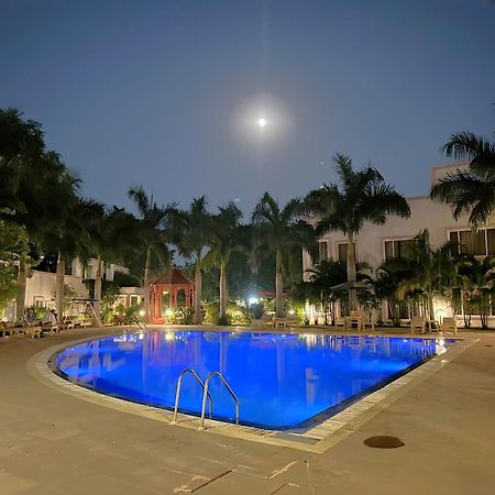 A S Hotels Κχατζουράχο Εξωτερικό φωτογραφία