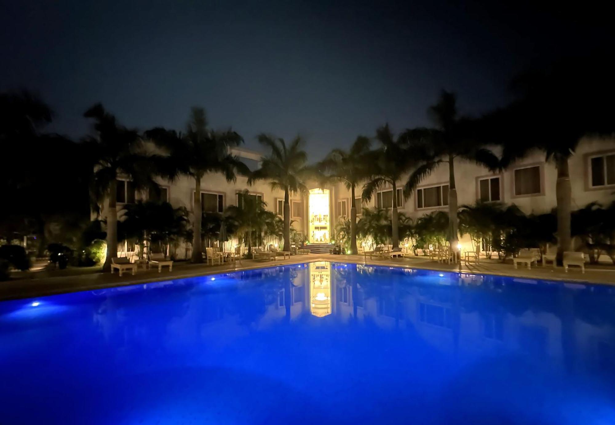 A S Hotels Κχατζουράχο Εξωτερικό φωτογραφία