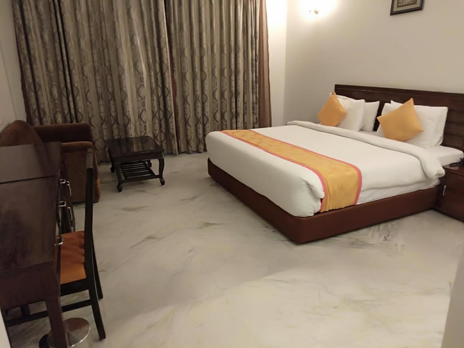 A S Hotels Κχατζουράχο Εξωτερικό φωτογραφία